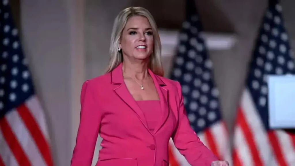 Pam Bondi’s Weight Loss: A Look at Her Health Journey and Transformation