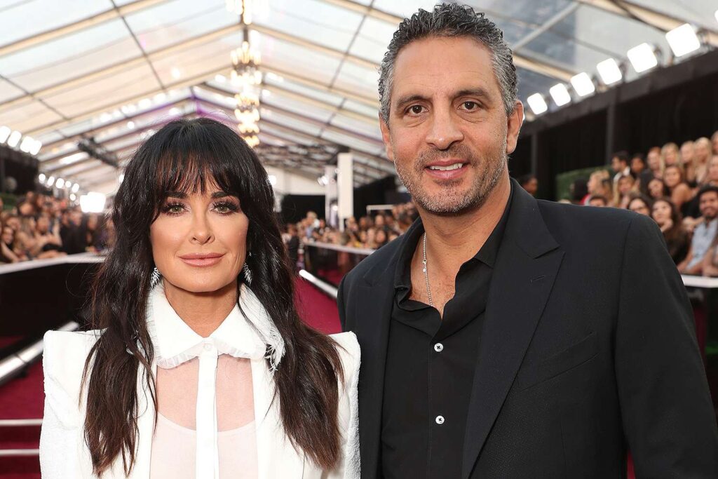 Who Is Mauricio Umansky Dating Now? Inside His Love Life After Kyle Richards